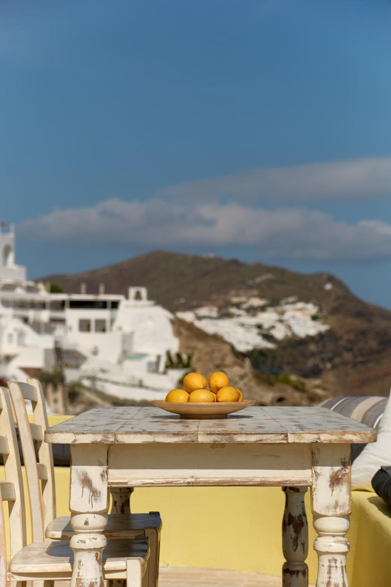 Ilivatos - Elegant Villa On The Caldera'S Edge أويا المظهر الخارجي الصورة