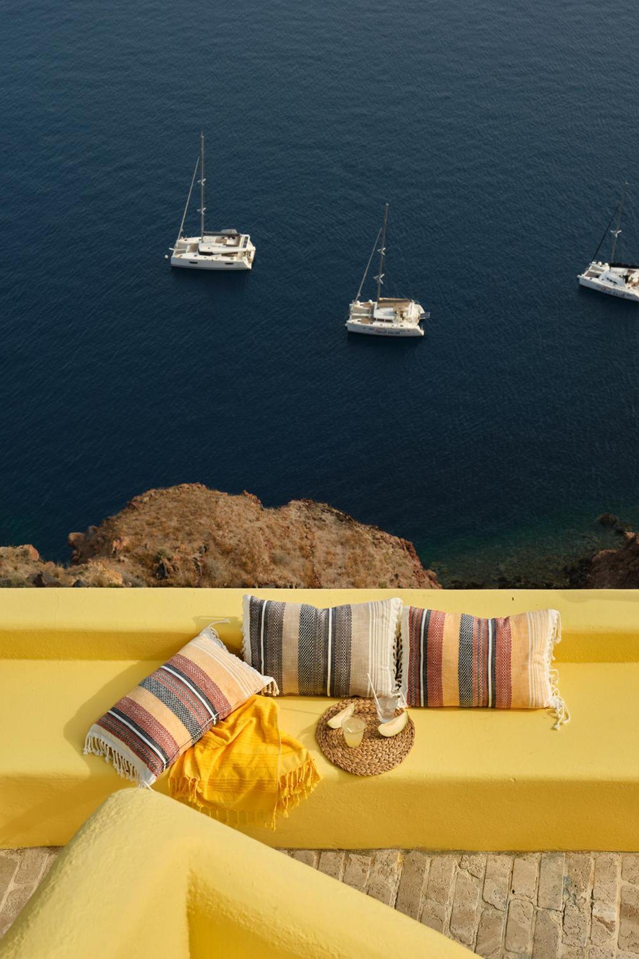 Ilivatos - Elegant Villa On The Caldera'S Edge أويا المظهر الخارجي الصورة